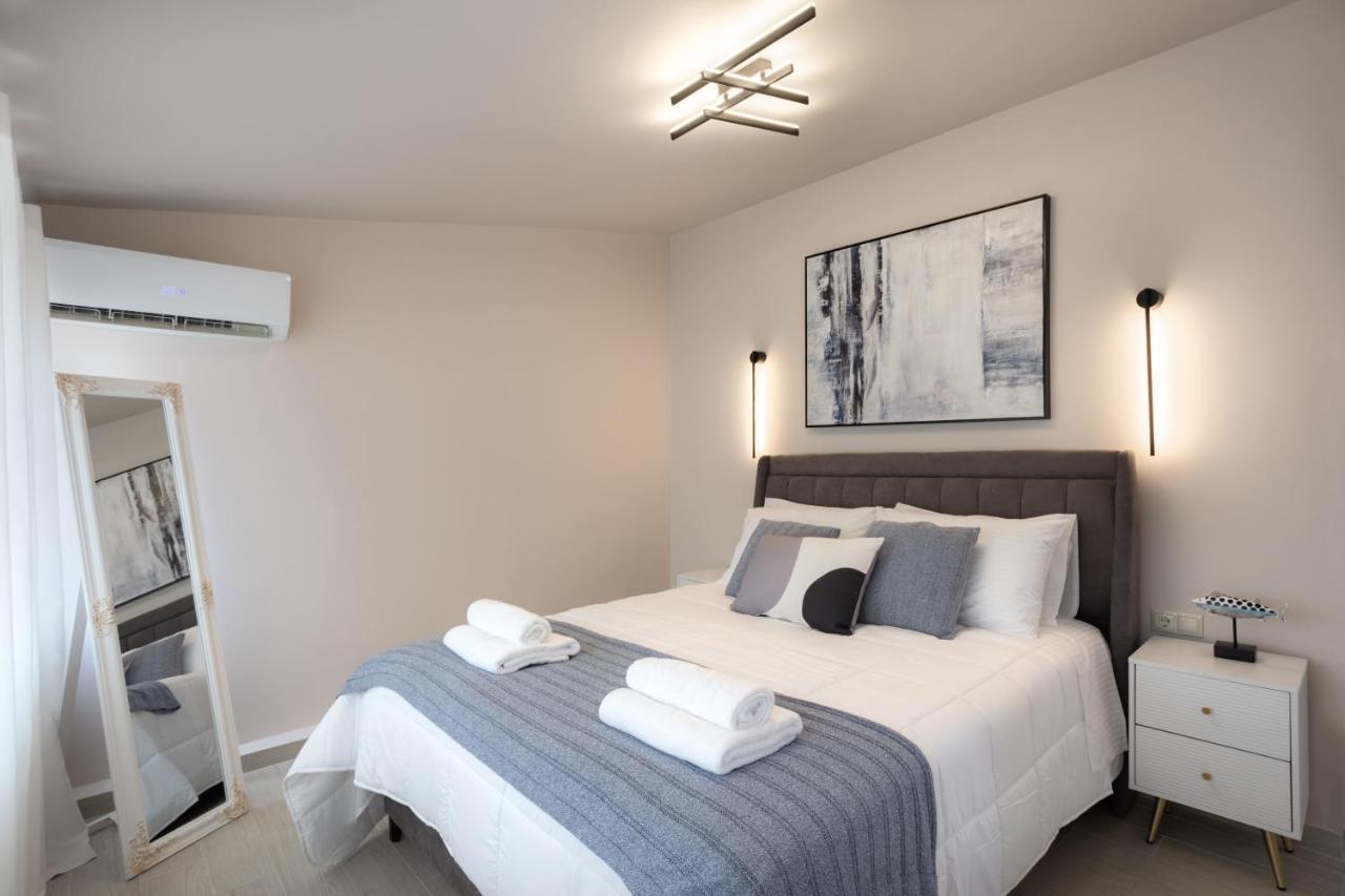Aurora Apartment In Corfu Center Buitenkant foto